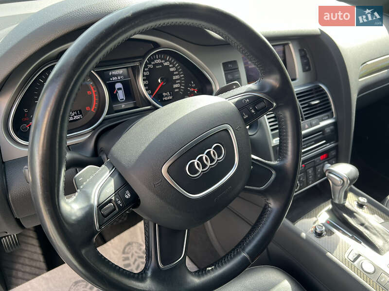 Позашляховик / Кросовер Audi Q7 2014 в Самборі