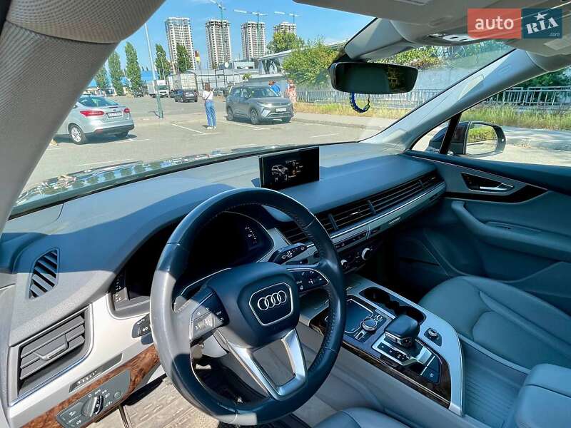 Внедорожник / Кроссовер Audi Q7 2017 в Киеве фото 16 Внедорожник / Кроссовер Audi Q7 2017 в Киеве
