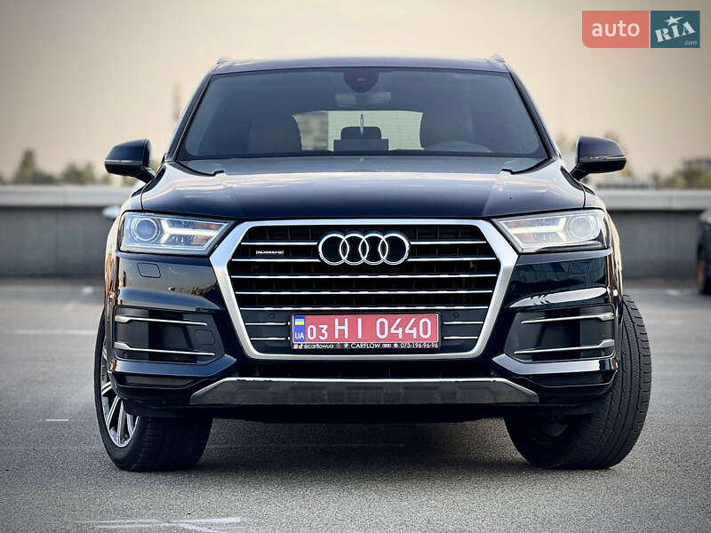 Внедорожник / Кроссовер Audi Q7 2018 в Киеве