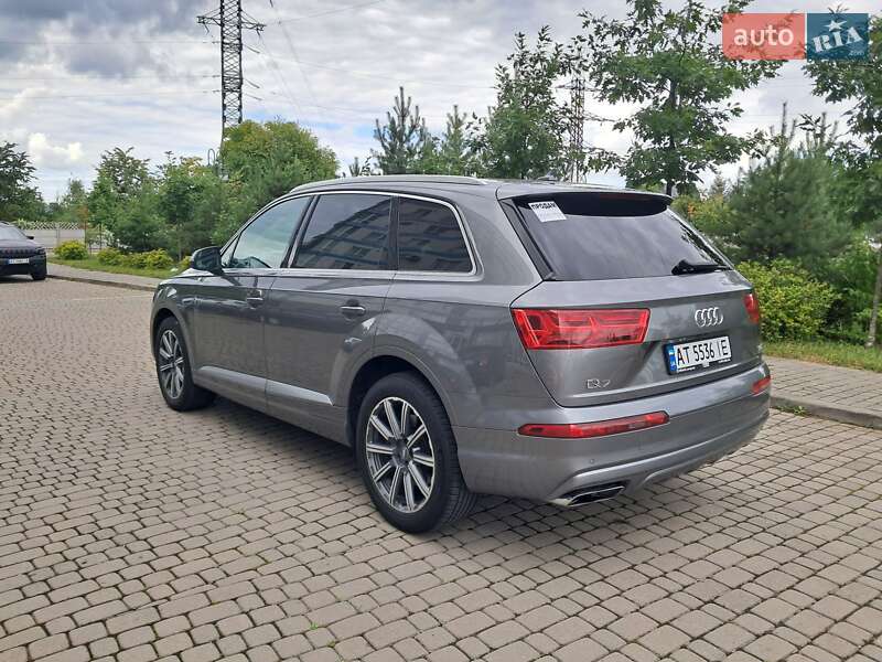 Внедорожник / Кроссовер Audi Q7 2016 в Ивано-Франковске