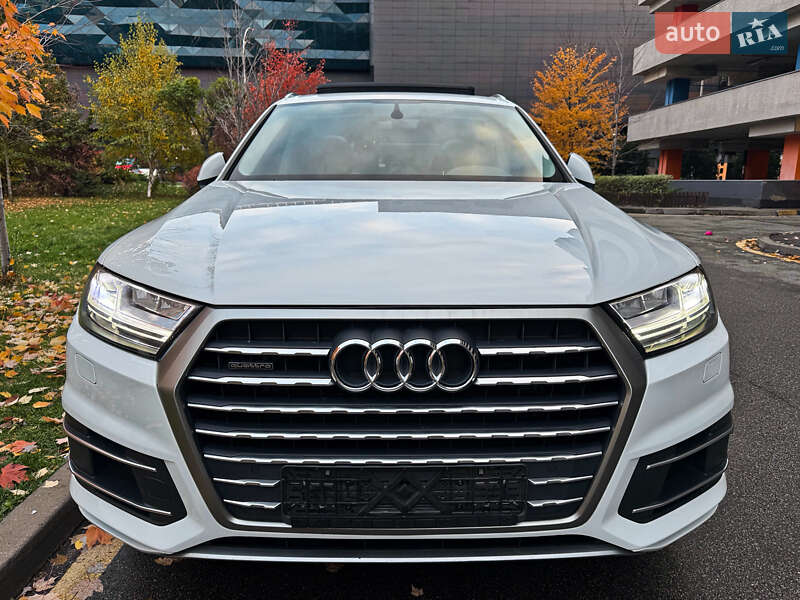 Audi Q7 2016