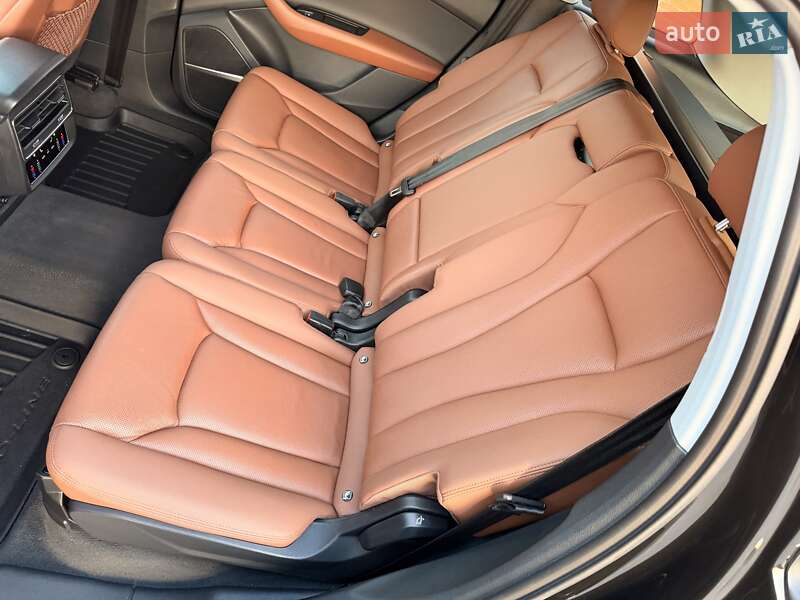 Позашляховик / Кросовер Audi Q7 2022 в Києві фото 41 Позашляховик / Кросовер Audi Q7 2022 в Києві