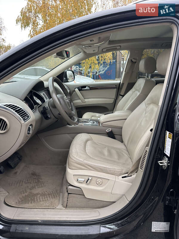 Позашляховик / Кросовер Audi Q7 2011 в Полтаві