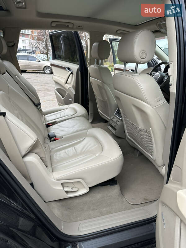 Позашляховик / Кросовер Audi Q7 2011 в Полтаві