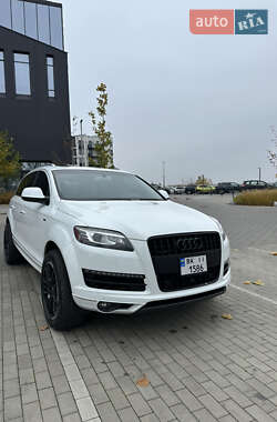 Внедорожник / Кроссовер Audi Q7 2014 в Ровно