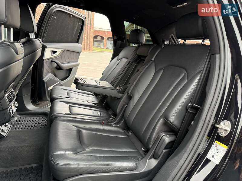 Внедорожник / Кроссовер Audi Q7 2016 в Киеве фото 114 Внедорожник / Кроссовер Audi Q7 2016 в Киеве