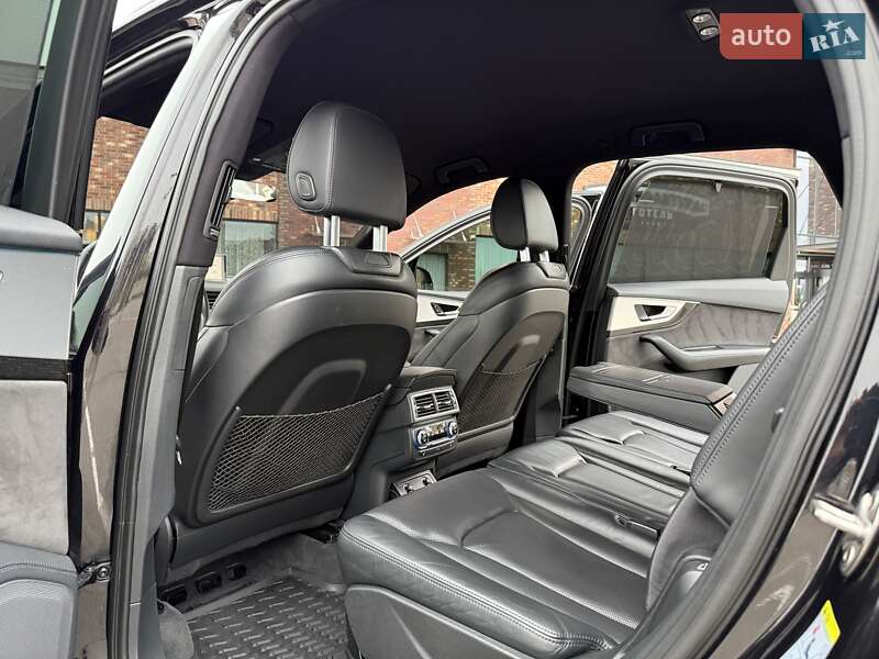 Внедорожник / Кроссовер Audi Q7 2016 в Киеве фото 111 Внедорожник / Кроссовер Audi Q7 2016 в Киеве