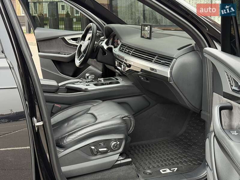 Внедорожник / Кроссовер Audi Q7 2016 в Киеве фото 127 Внедорожник / Кроссовер Audi Q7 2016 в Киеве