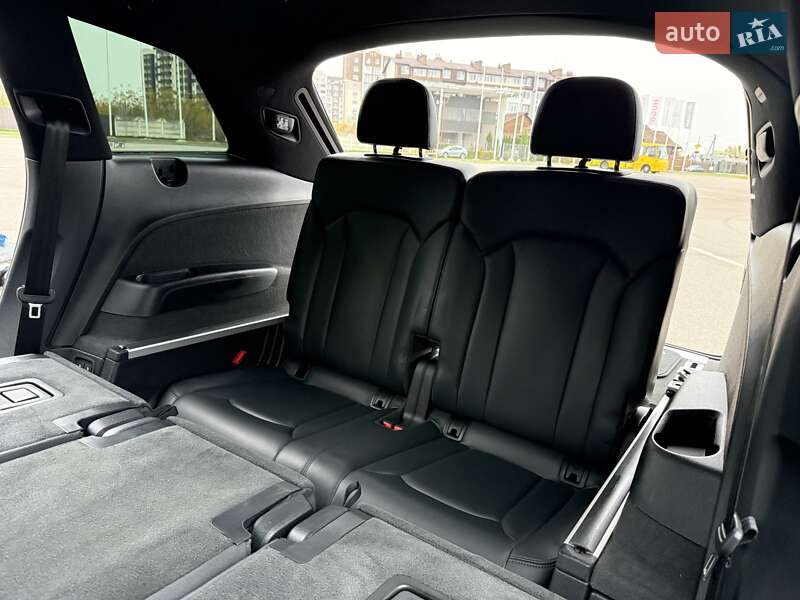Внедорожник / Кроссовер Audi Q7 2016 в Киеве фото 146 Внедорожник / Кроссовер Audi Q7 2016 в Киеве