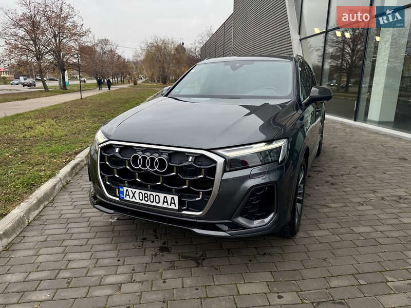 Внедорожник / Кроссовер Audi Q7 2024 в Харькове