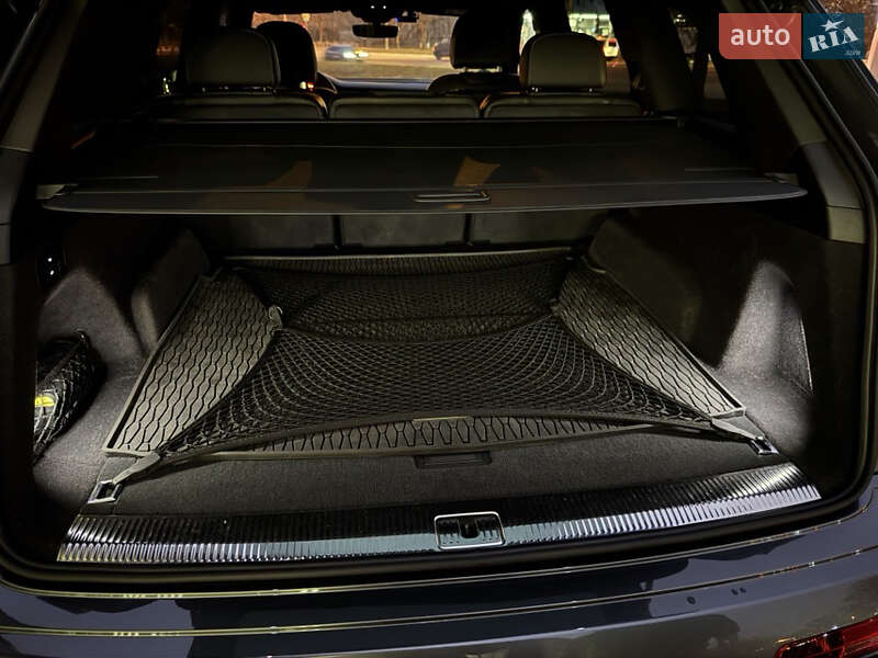 Внедорожник / Кроссовер Audi Q7 2024 в Харькове