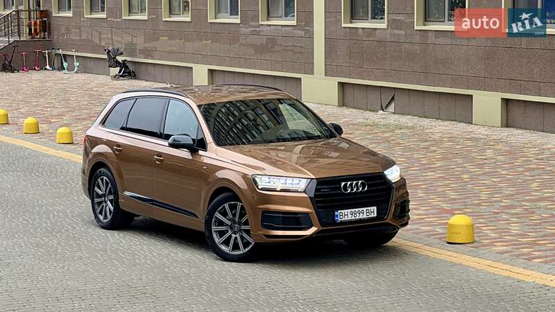 Внедорожник / Кроссовер Audi Q7 2017 в Одессе