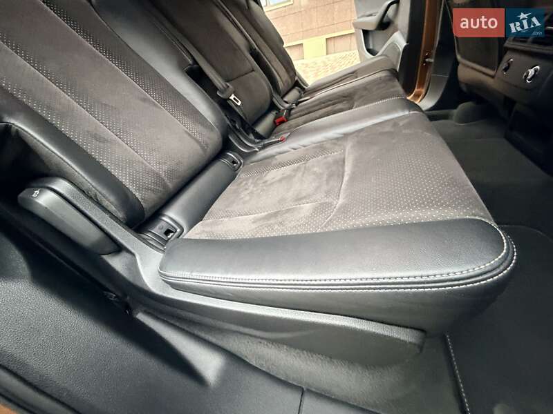 Внедорожник / Кроссовер Audi Q7 2017 в Одессе