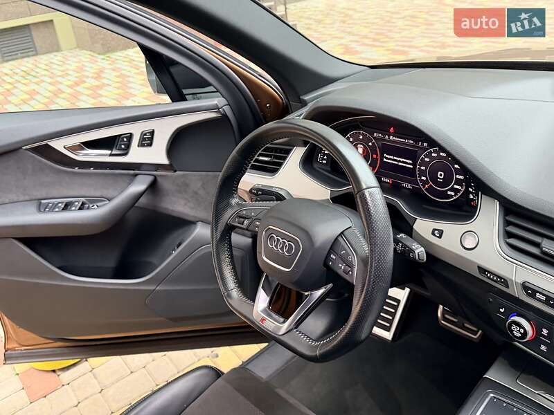 Внедорожник / Кроссовер Audi Q7 2017 в Одессе