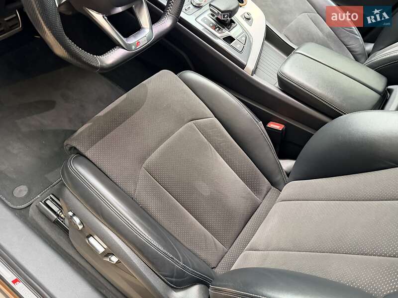 Внедорожник / Кроссовер Audi Q7 2017 в Одессе