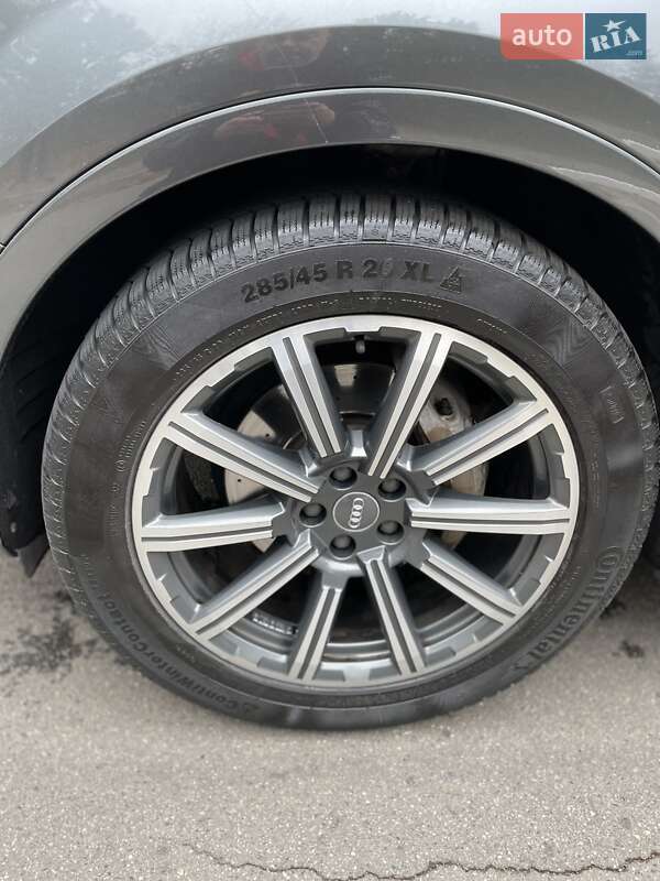 Позашляховик / Кросовер Audi Q7 2016 в Дніпрі фото 11 Позашляховик / Кросовер Audi Q7 2016 в Дніпрі