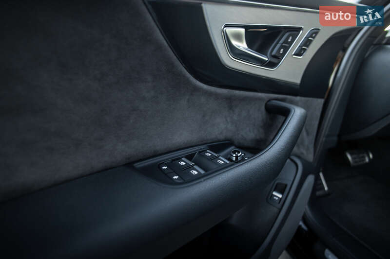 Позашляховик / Кросовер Audi Q7 2017 в Львові фото 31 Позашляховик / Кросовер Audi Q7 2017 в Львові