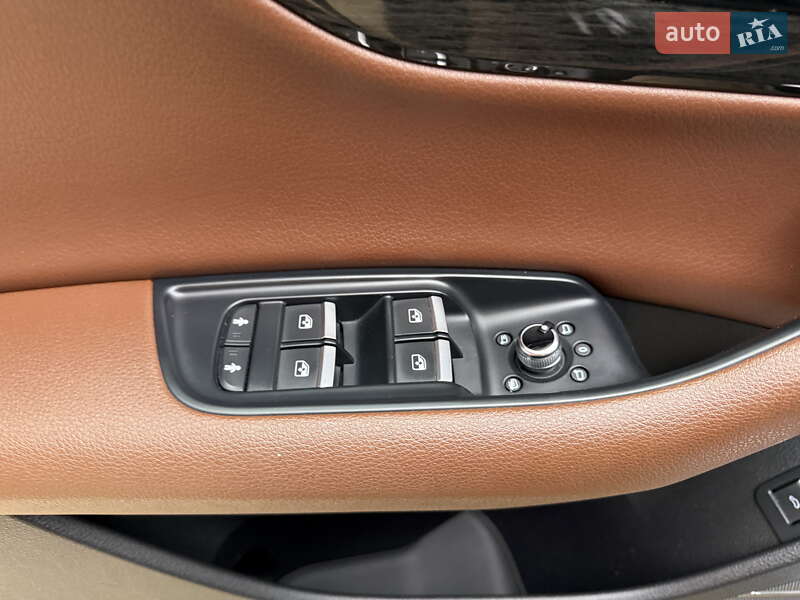 Позашляховик / Кросовер Audi Q7 2018 в Львові