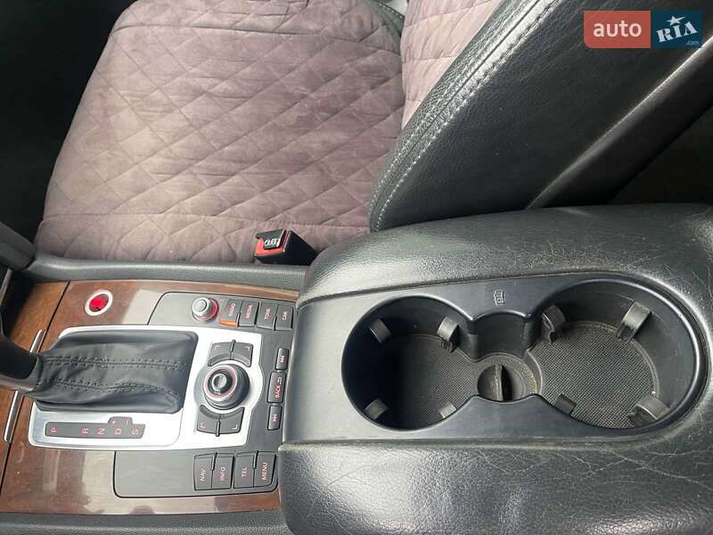 Позашляховик / Кросовер Audi Q7 2006 в Чернівцях фото 24 Позашляховик / Кросовер Audi Q7 2006 в Чернівцях