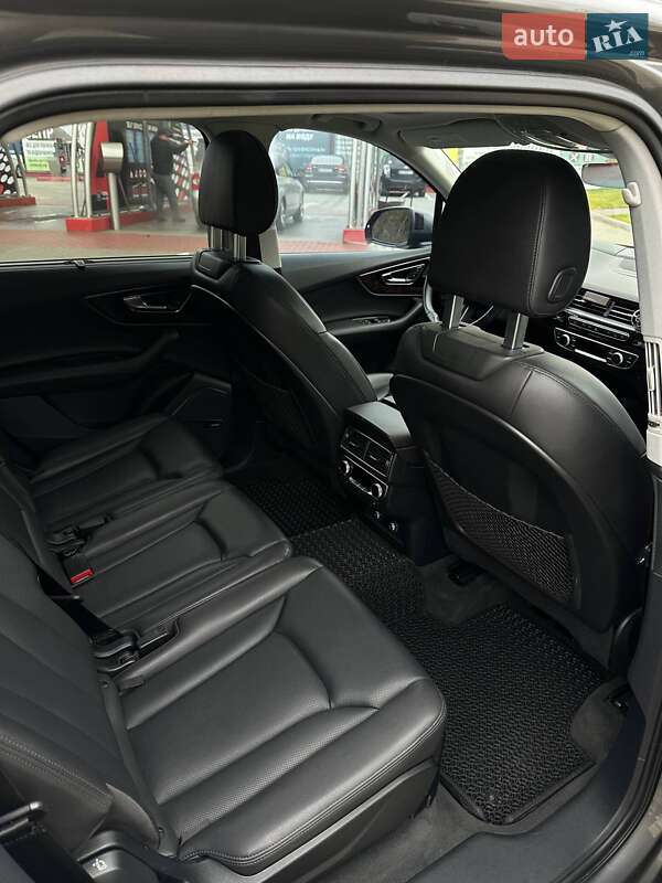 Внедорожник / Кроссовер Audi Q7 2017 в Тернополе