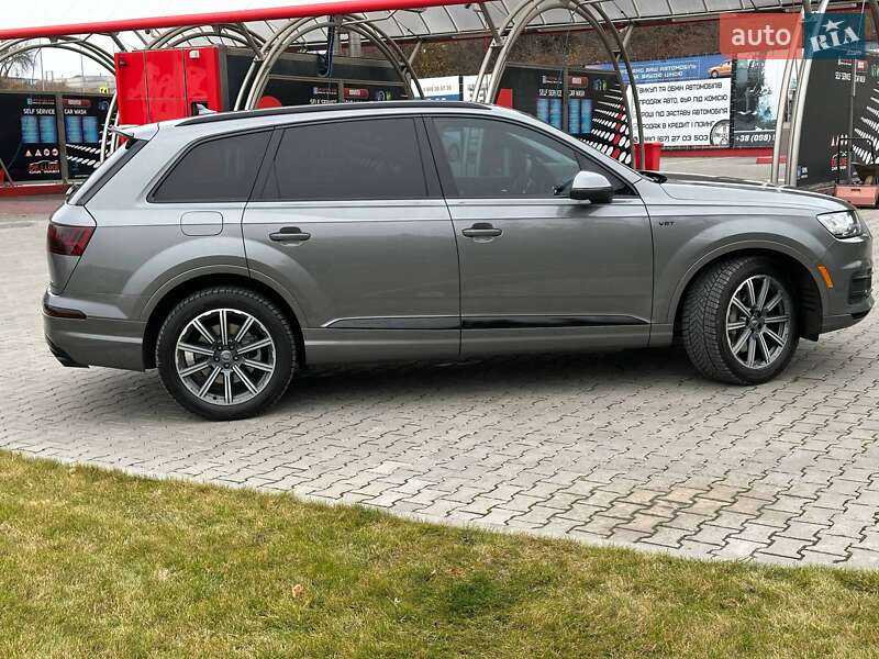 Внедорожник / Кроссовер Audi Q7 2017 в Тернополе