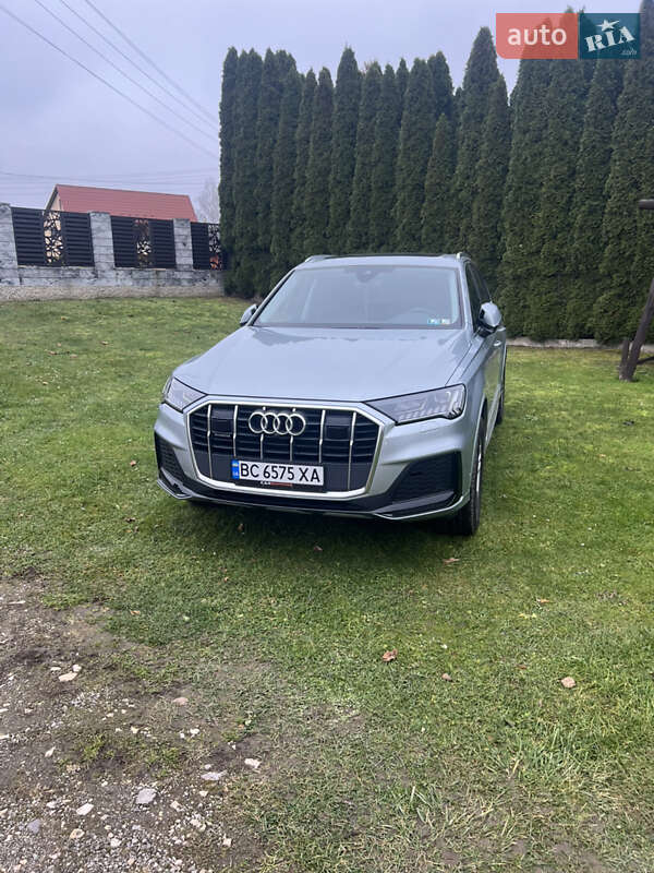 Позашляховик / Кросовер Audi Q7 2023 в Шегинях