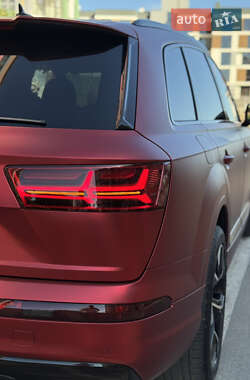 Внедорожник / Кроссовер Audi Q7 2018 в Киеве