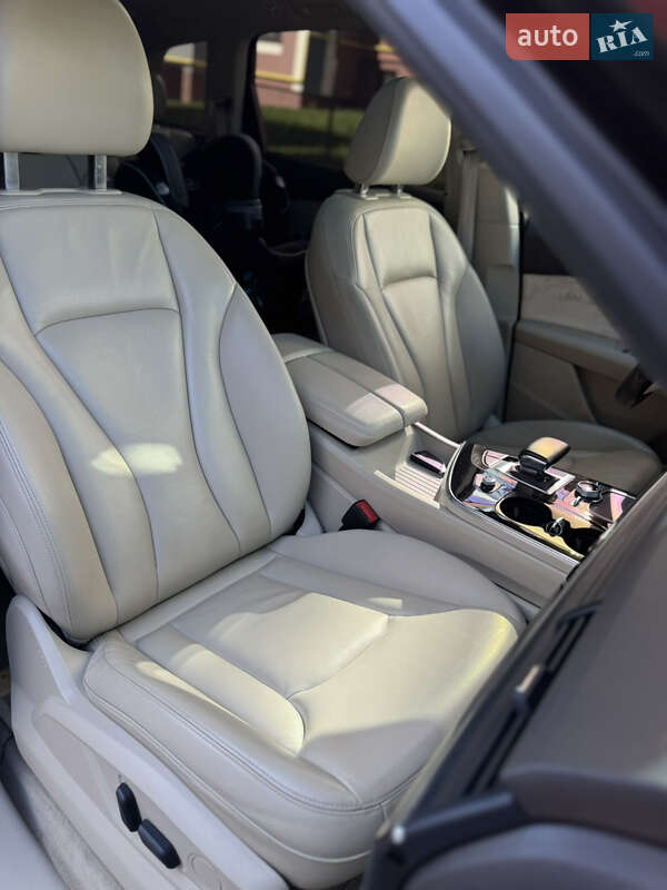 Позашляховик / Кросовер Audi Q7 2018 в Києві фото 34 Позашляховик / Кросовер Audi Q7 2018 в Києві