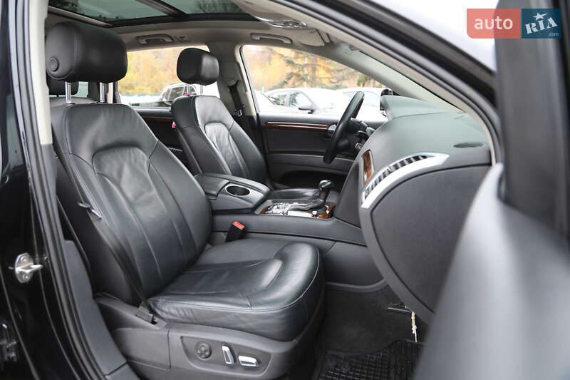 Позашляховик / Кросовер Audi Q7 2015 в Харкові