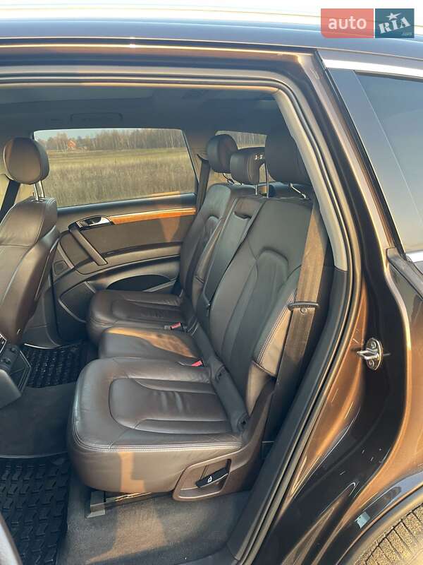 Внедорожник / Кроссовер Audi Q7 2010 в Камне-Каширском