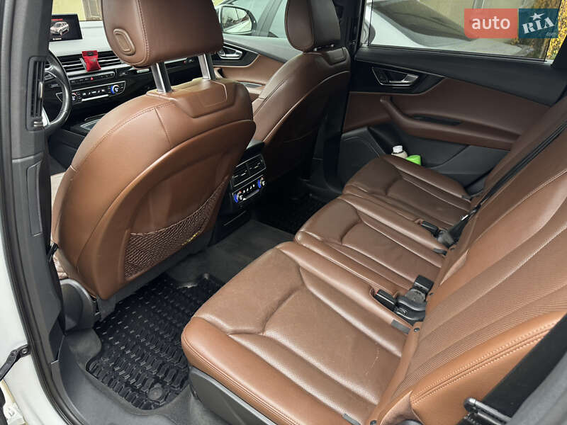 Позашляховик / Кросовер Audi Q7 2016 в Кременчуці фото 14 Позашляховик / Кросовер Audi Q7 2016 в Кременчуці