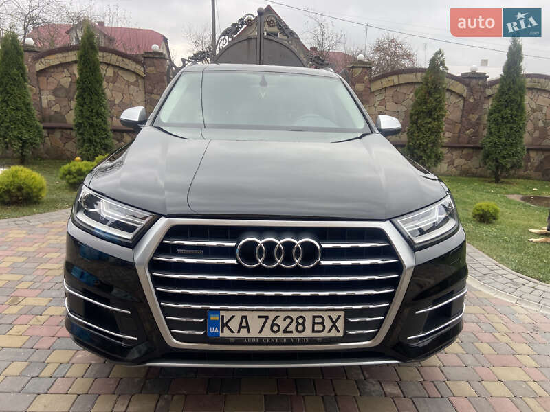 Позашляховик / Кросовер Audi Q7 2017 в Тернополі