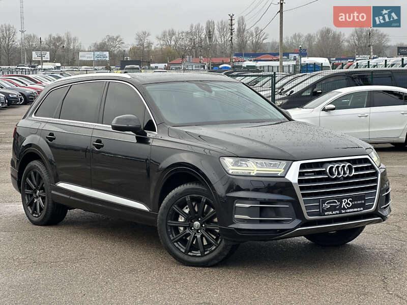 Внедорожник / Кроссовер Audi Q7 2017 в Киеве