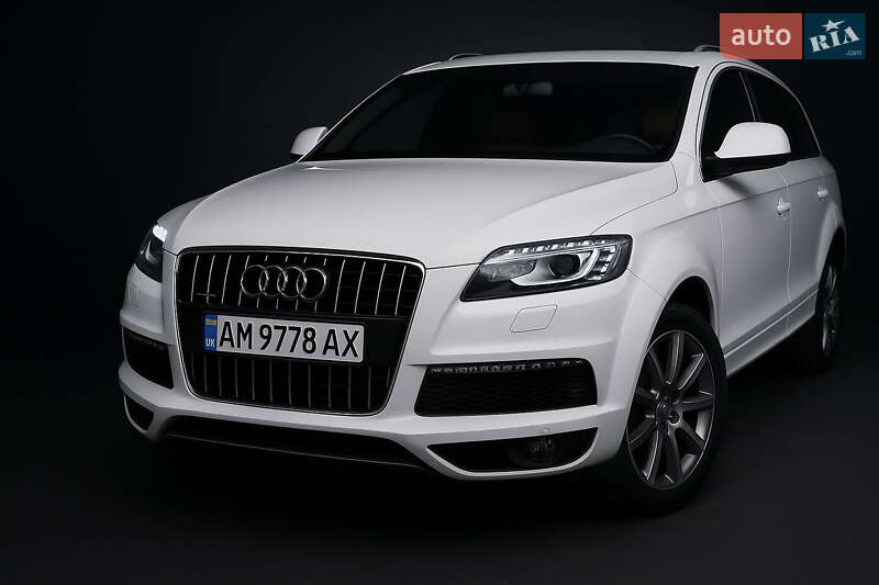Позашляховик / Кросовер Audi Q7 2013 в Коростені