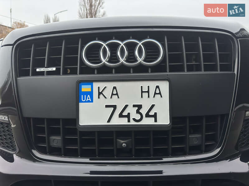 Позашляховик / Кросовер Audi Q7 2015 в Києві
