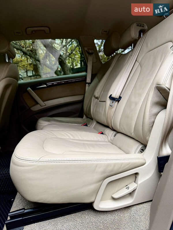 Позашляховик / Кросовер Audi Q7 2007 в Дніпрі
