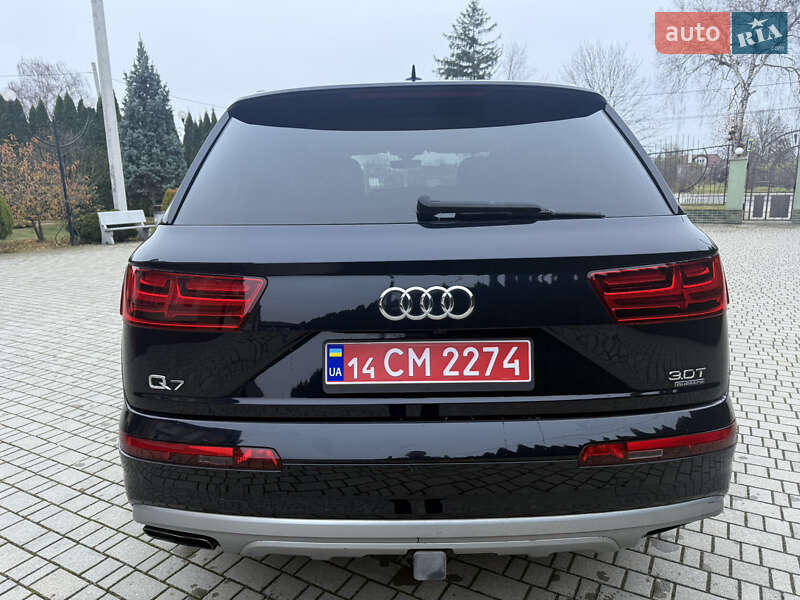 Позашляховик / Кросовер Audi Q7 2017 в Львові