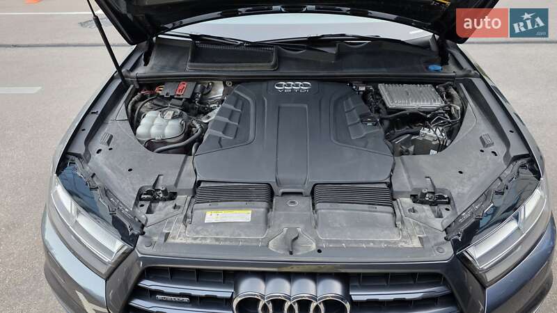 Позашляховик / Кросовер Audi Q7 2017 в Києві фото 10 Позашляховик / Кросовер Audi Q7 2017 в Києві