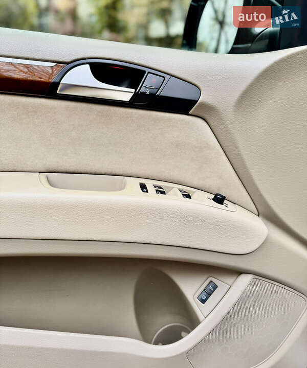 Позашляховик / Кросовер Audi Q7 2007 в Дніпрі