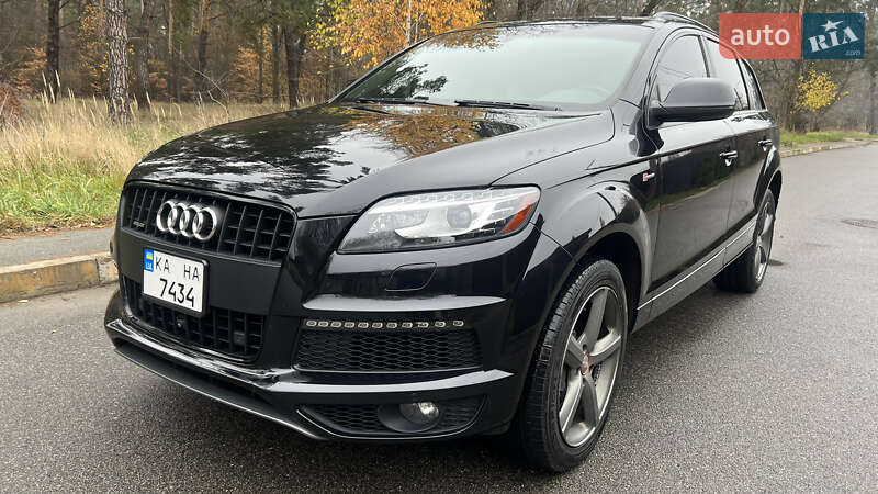 Позашляховик / Кросовер Audi Q7 2015 в Києві
