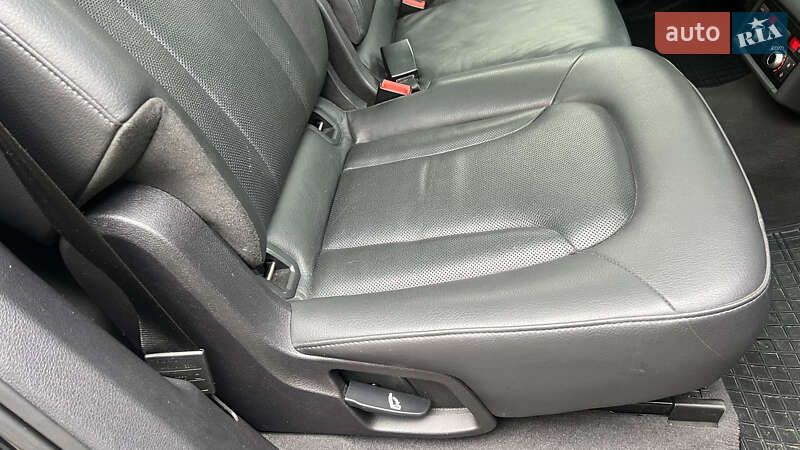 Позашляховик / Кросовер Audi Q7 2015 в Києві