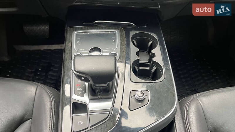 Внедорожник / Кроссовер Audi Q7 2016 в Хмельницком фото 29 Внедорожник / Кроссовер Audi Q7 2016 в Хмельницком