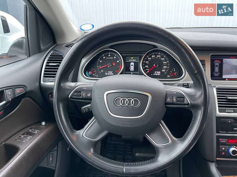 Позашляховик / Кросовер Audi Q7 2015 в Києві фото 16 Позашляховик / Кросовер Audi Q7 2015 в Києві