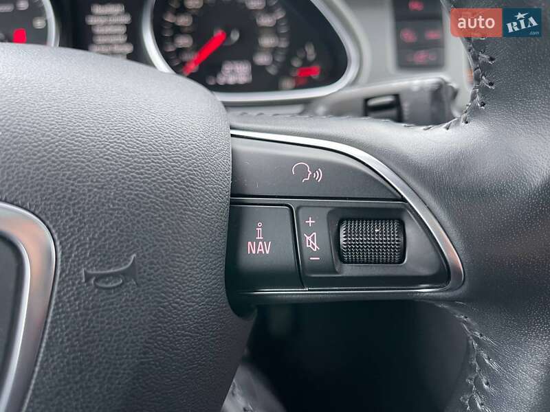 Позашляховик / Кросовер Audi Q7 2015 в Києві фото 22 Позашляховик / Кросовер Audi Q7 2015 в Києві