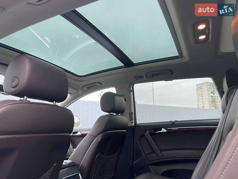 Позашляховик / Кросовер Audi Q7 2015 в Києві фото 29 Позашляховик / Кросовер Audi Q7 2015 в Києві
