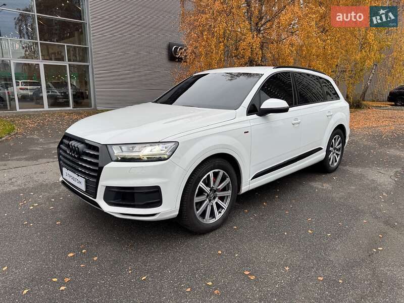 Audi Q7 2016