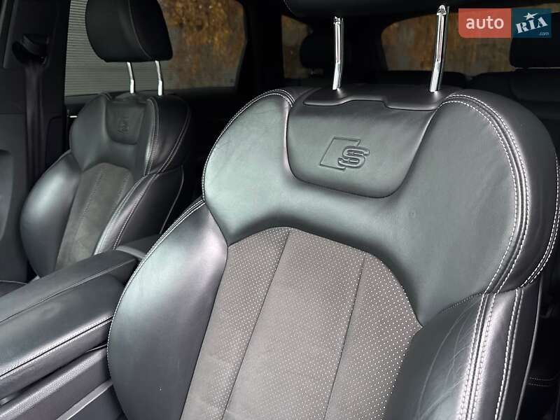 Позашляховик / Кросовер Audi Q7 2016 в Києві фото 32 Позашляховик / Кросовер Audi Q7 2016 в Києві