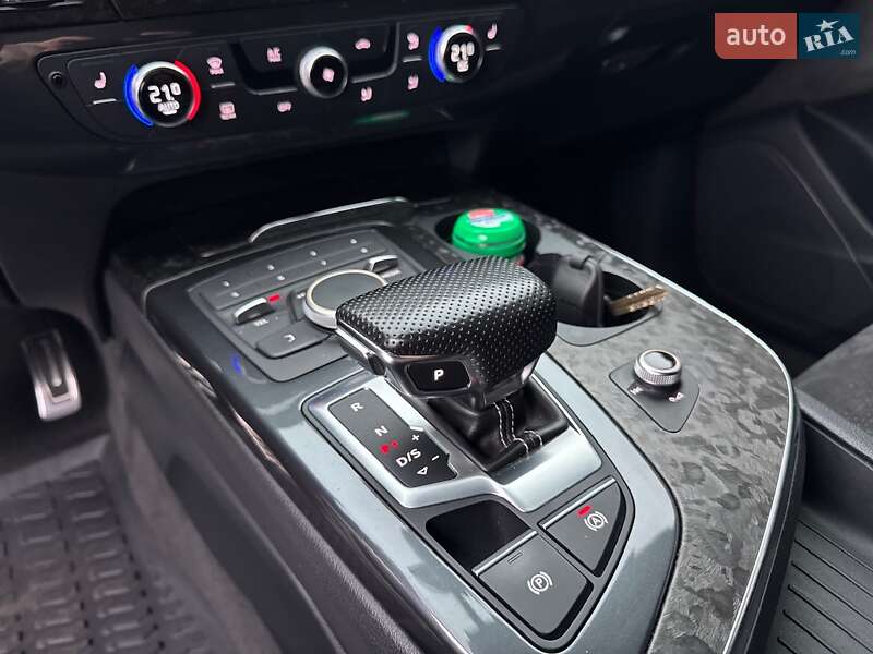 Позашляховик / Кросовер Audi Q7 2016 в Києві фото 43 Позашляховик / Кросовер Audi Q7 2016 в Києві