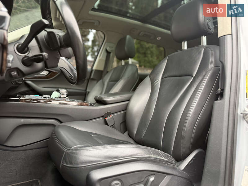 Позашляховик / Кросовер Audi Q7 2018 в Києві