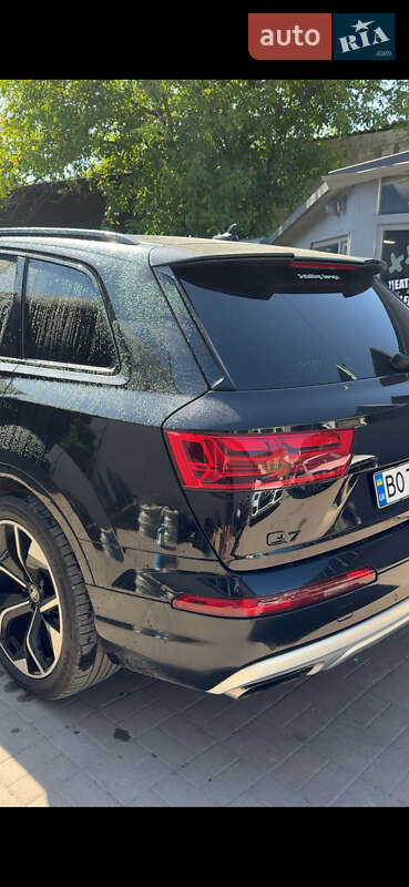 Позашляховик / Кросовер Audi Q7 2018 в Києві фото 47 Позашляховик / Кросовер Audi Q7 2018 в Києві